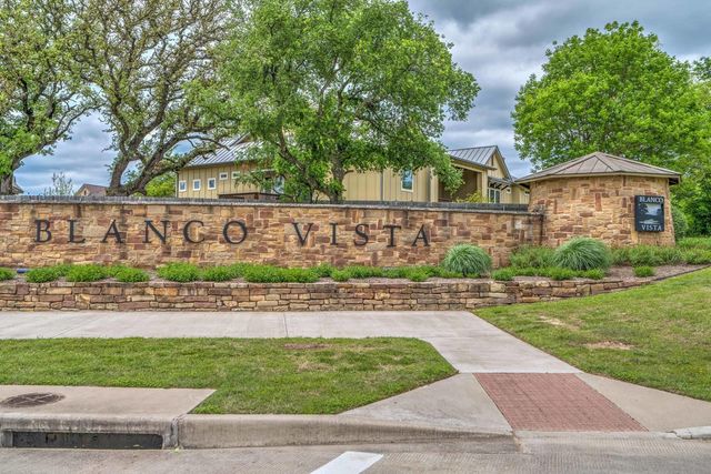763 Easton DR, San Marcos, TX 78666