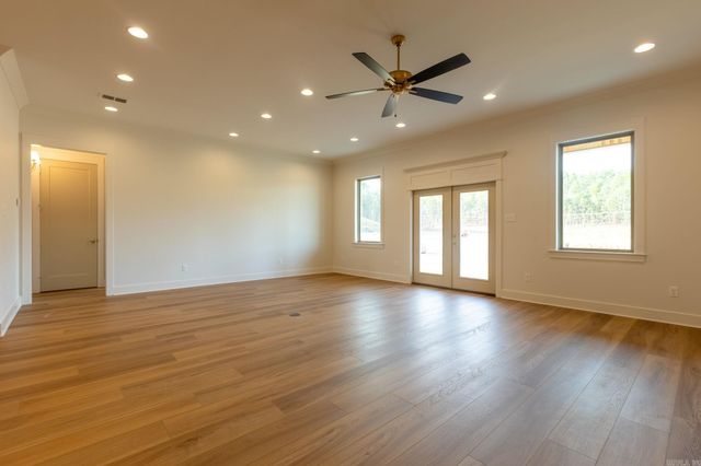 18 Mountain Brook Road, Little Rock, AR 72223