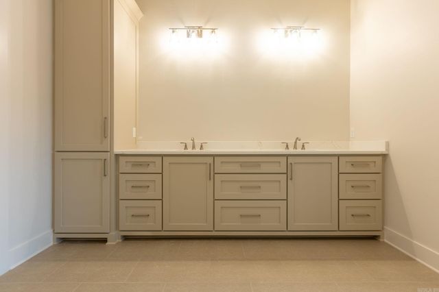 18 Mountain Brook Road, Little Rock, AR 72223