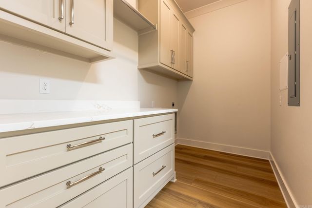 18 Mountain Brook Road, Little Rock, AR 72223