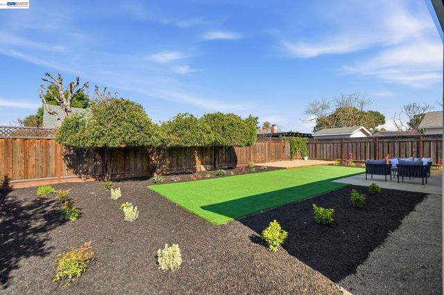 855 Hanover Street, Livermore, CA 94551