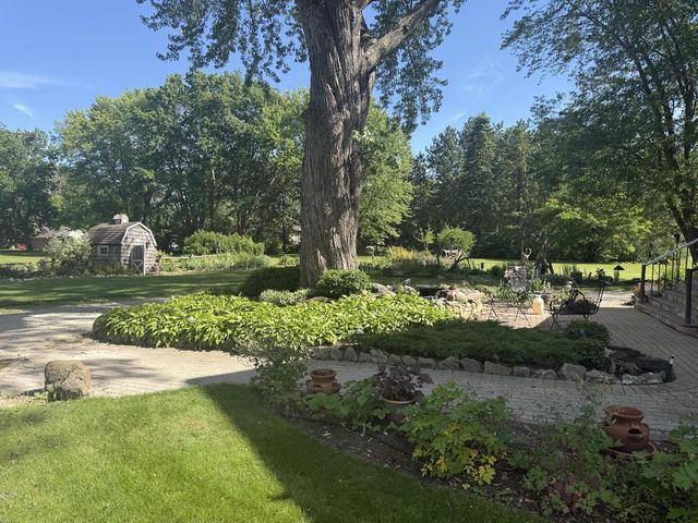9461 River ROAD, Pleasant Prairie, WI 53158