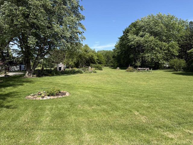 9461 River ROAD, Pleasant Prairie, WI 53158