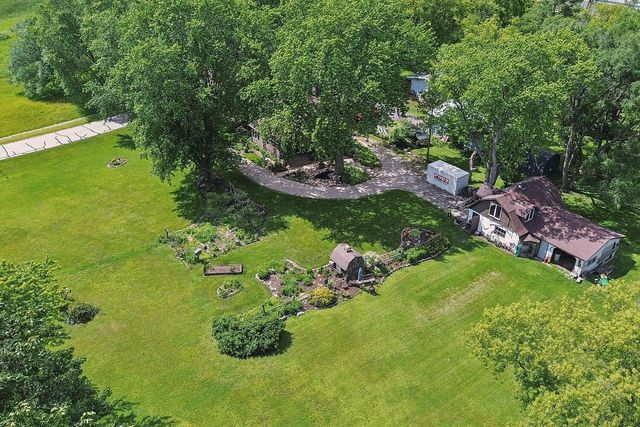 9461 River ROAD, Pleasant Prairie, WI 53158