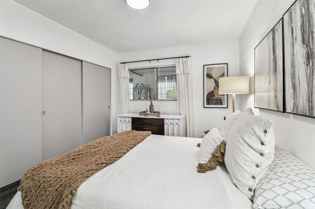 5861 42ND TERRACE N 1712, Kenneth City, FL 33709