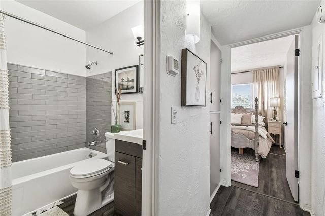 5861 42ND TERRACE N 1712, Kenneth City, FL 33709