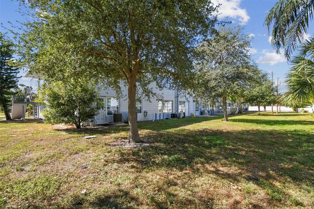 5861 42ND TERRACE N 1712, Kenneth City, FL 33709