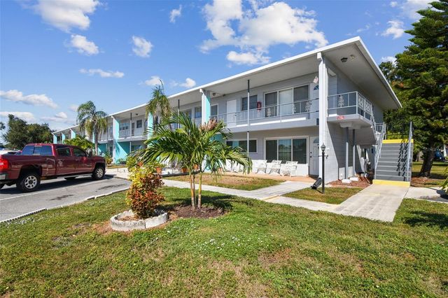 5861 42ND TERRACE N 1712, Kenneth City, FL 33709