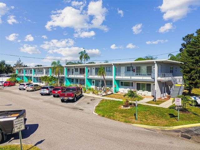 5861 42ND TERRACE N 1712, Kenneth City, FL 33709