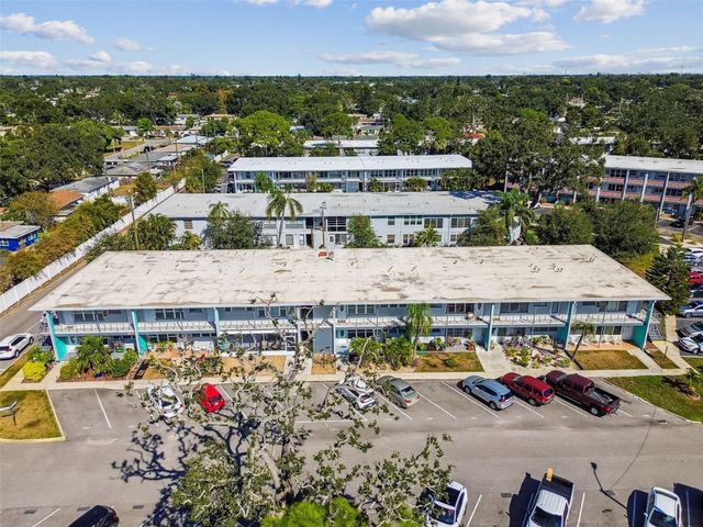 5861 42ND TERRACE N 1712, Kenneth City, FL 33709