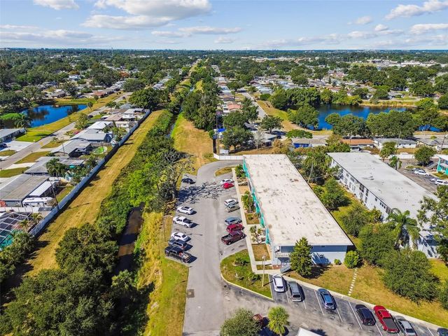 5861 42ND TERRACE N 1712, Kenneth City, FL 33709