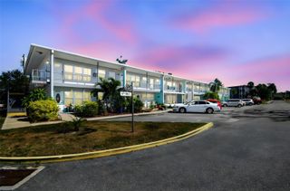 5861 42ND TERRACE N 1712, Kenneth City, FL 33709