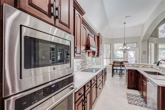 2045 Mason Drive, Frisco, TX 75034