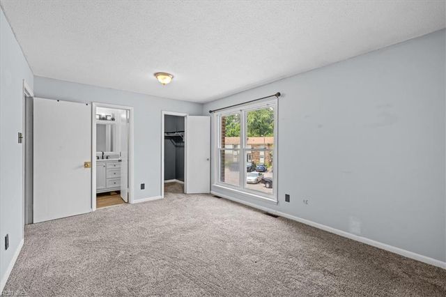 5021 Clairmont CT, Virginia Beach, VA 23462