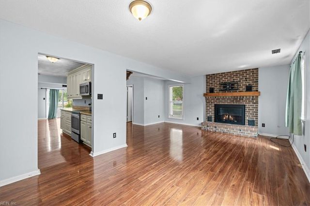 5021 Clairmont CT, Virginia Beach, VA 23462