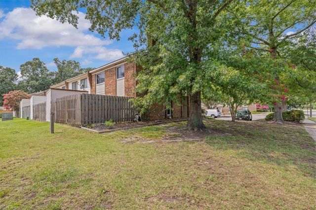 5021 Clairmont CT, Virginia Beach, VA 23462