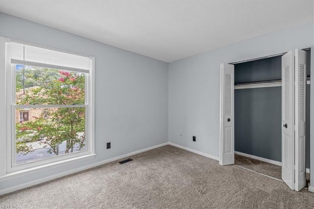 5021 Clairmont CT, Virginia Beach, VA 23462