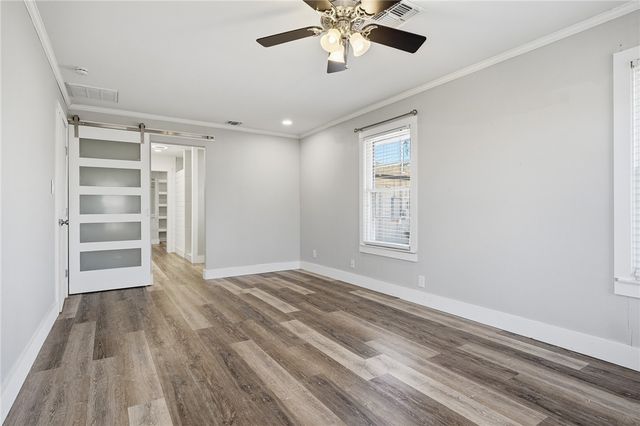 350 Doddridge St, Corpus Christi, TX 78411