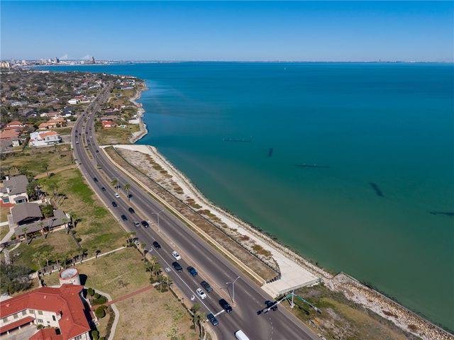 350 Doddridge St, Corpus Christi, TX 78411