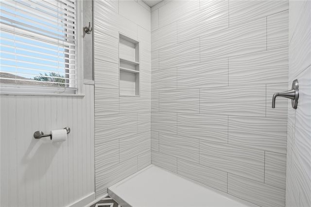 350 Doddridge St, Corpus Christi, TX 78411