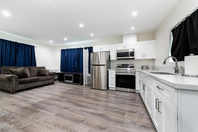 1305 Solita Road, Pasadena, CA 91103