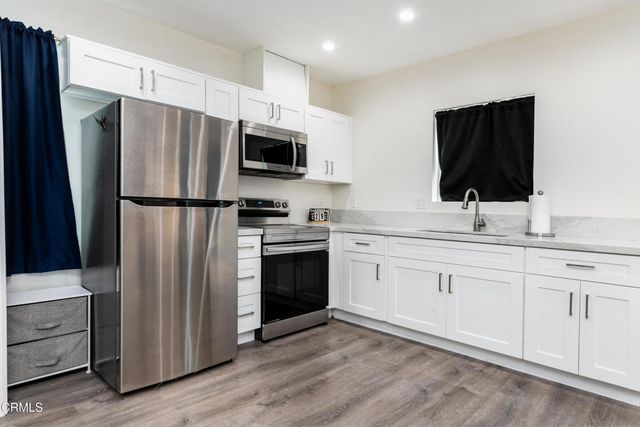 1305 Solita Road, Pasadena, CA 91103