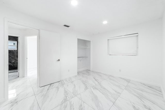 668 Snead Circle, West Palm Beach, FL 33413