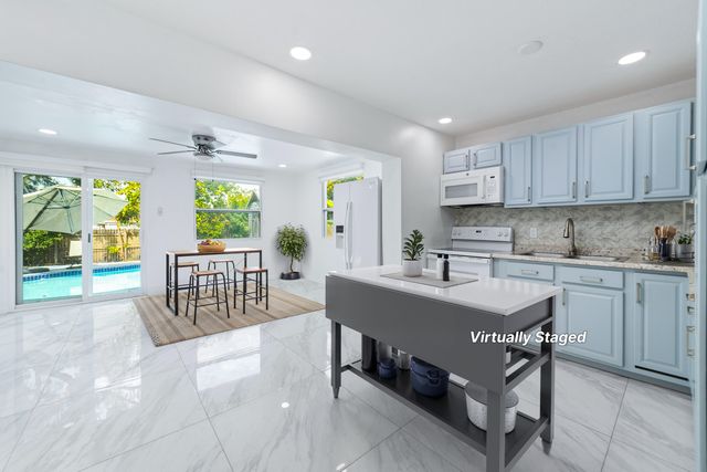 668 Snead Circle, West Palm Beach, FL 33413