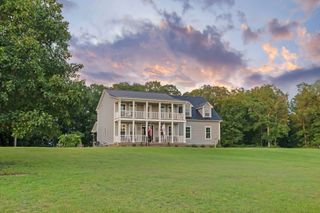 201 Potts Rd, Hohenwald, TN 38462
