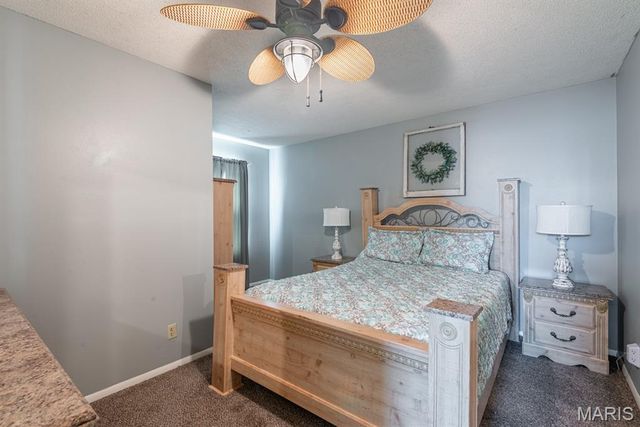 31 Independence Avenue, De Soto, MO 63020