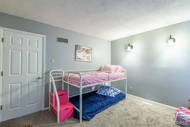 31 Independence Avenue, De Soto, MO 63020