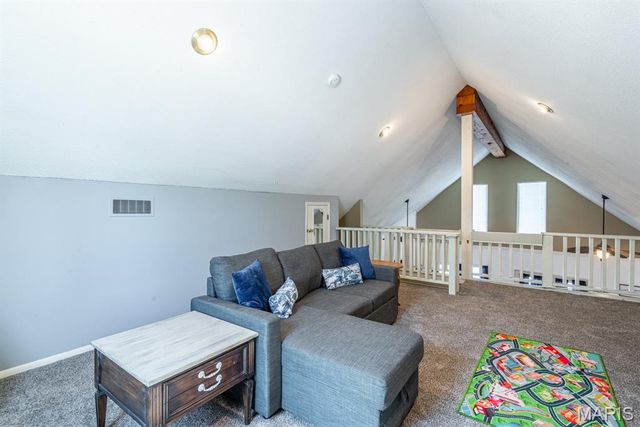 31 Independence Avenue, De Soto, MO 63020