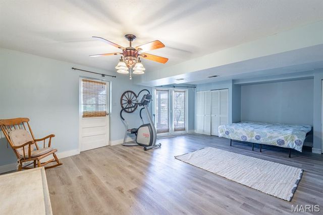 31 Independence Avenue, De Soto, MO 63020