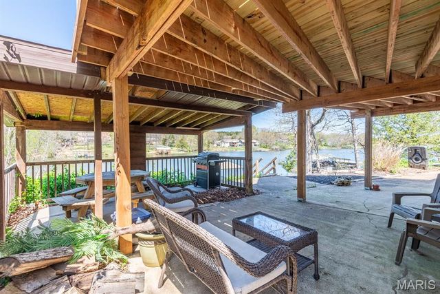 31 Independence Avenue, De Soto, MO 63020