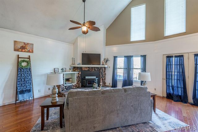 31 Independence Avenue, De Soto, MO 63020