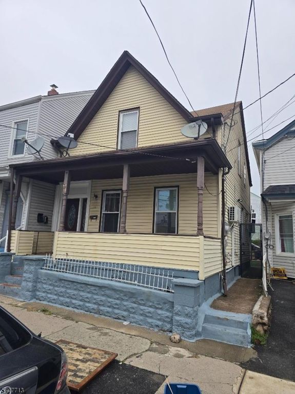 94 Manchester Ave, Paterson City, NJ 07502