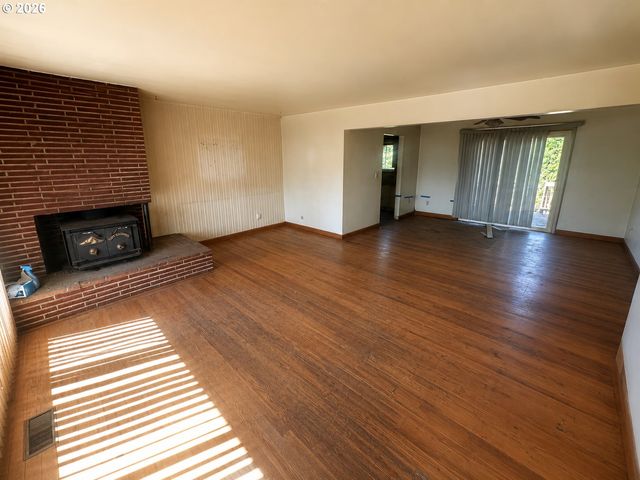 3015 Se 143RD Ave, Portland, OR 97236