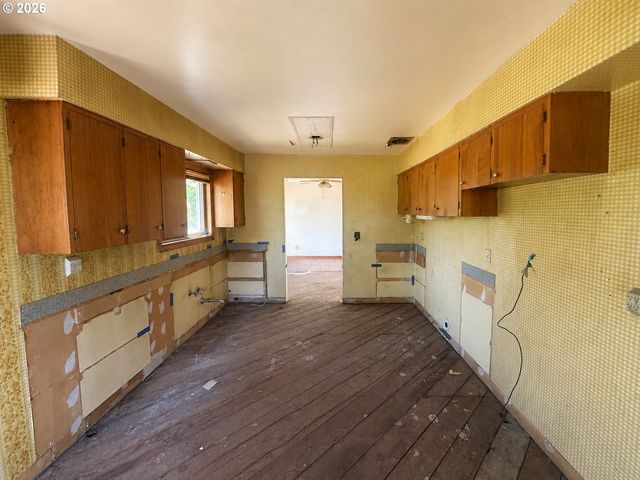 3015 Se 143RD Ave, Portland, OR 97236