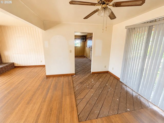 3015 Se 143RD Ave, Portland, OR 97236