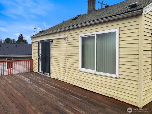 10231 Beacon Avenue S, Tukwila, WA 98178