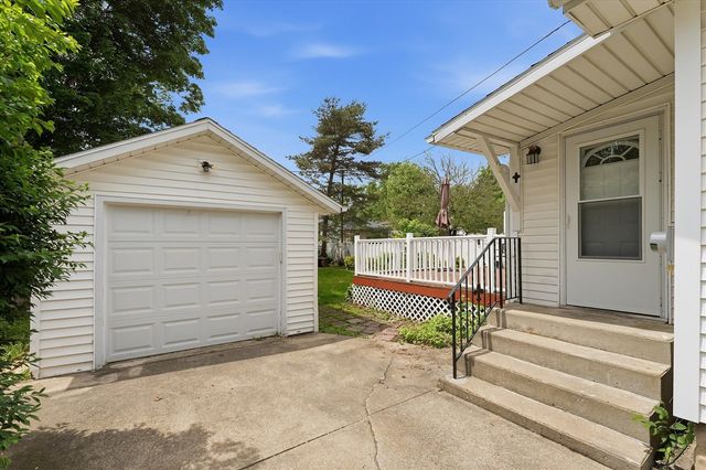 36 N 16th Street, Niles, MI 49120