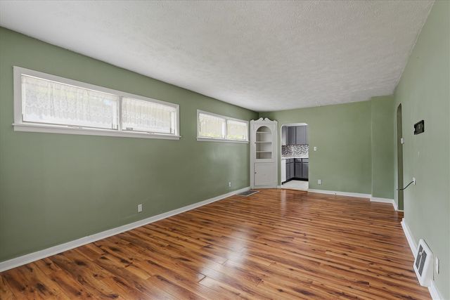 36 N 16th Street, Niles, MI 49120