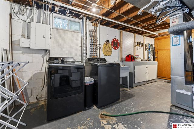 2604 S 48th Avenue, Omaha, NE 68106