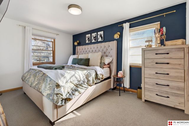 2604 S 48th Avenue, Omaha, NE 68106