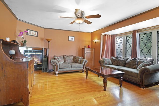 7466 W Gregory Street, Chicago, IL 60656