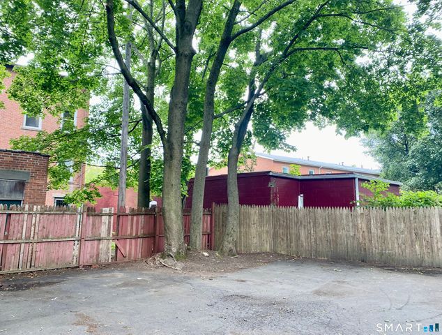 12 Bishop Street, New Haven, CT 06511