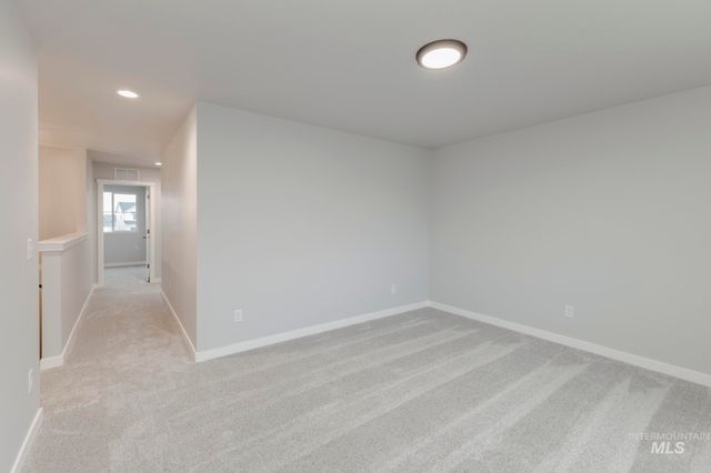 3660 E Jamestown Dr, Nampa, ID 83686