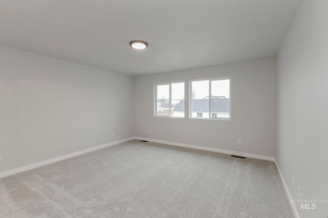 3660 E Jamestown Dr, Nampa, ID 83686