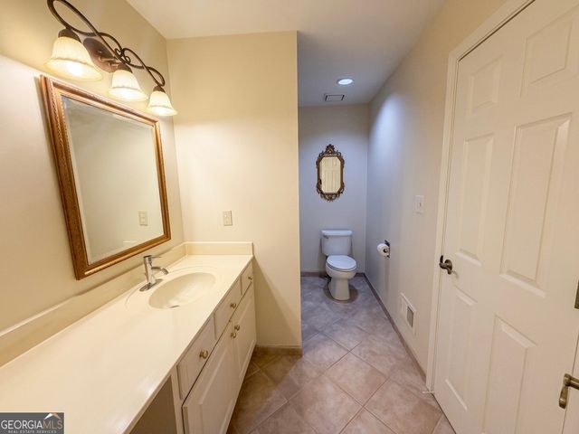 220 Youngs Circle, Fayetteville, GA 30215