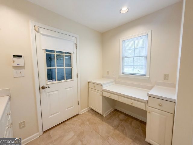 220 Youngs Circle, Fayetteville, GA 30215